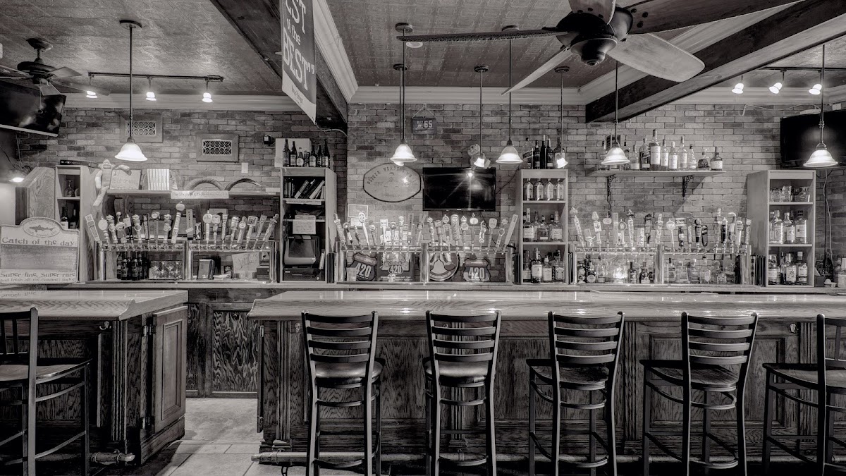 The Shepherd & the Knucklehead Pub